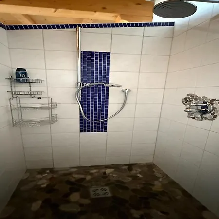 아파트 Family In Neustift With Sauna And Garden 노이스티프트임스튀바이탈