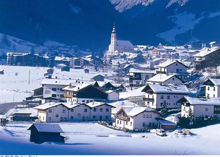 公寓 Family Apartment In Neustift With Sauna And Garden 施图拜河谷新施蒂夫特