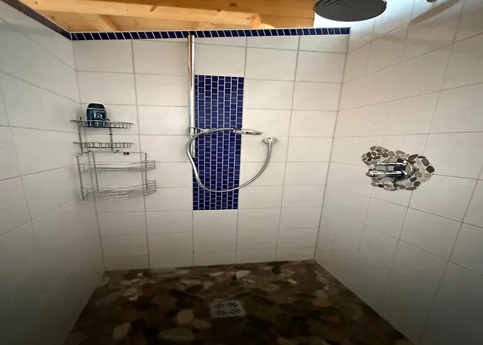 公寓 Family Apartment In Neustift With Sauna And Garden 施图拜河谷新施蒂夫特