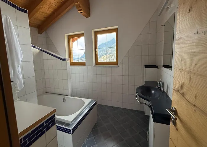 Family Apartment In Neustift With Sauna And Garden 施图拜河谷新施蒂夫特