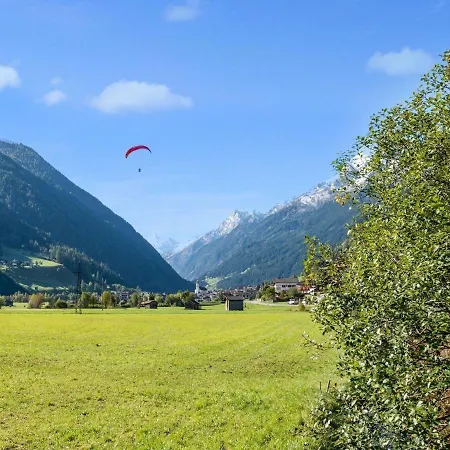 In Stubai Valley Near Slopes * Нойштифт-им-Штубайталь