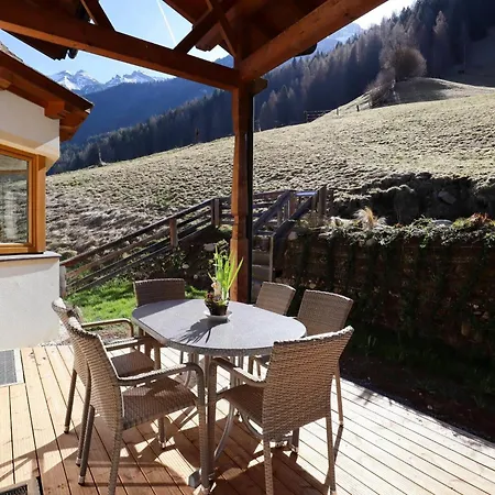 Family In Neustift With Sauna And Garden Appartement